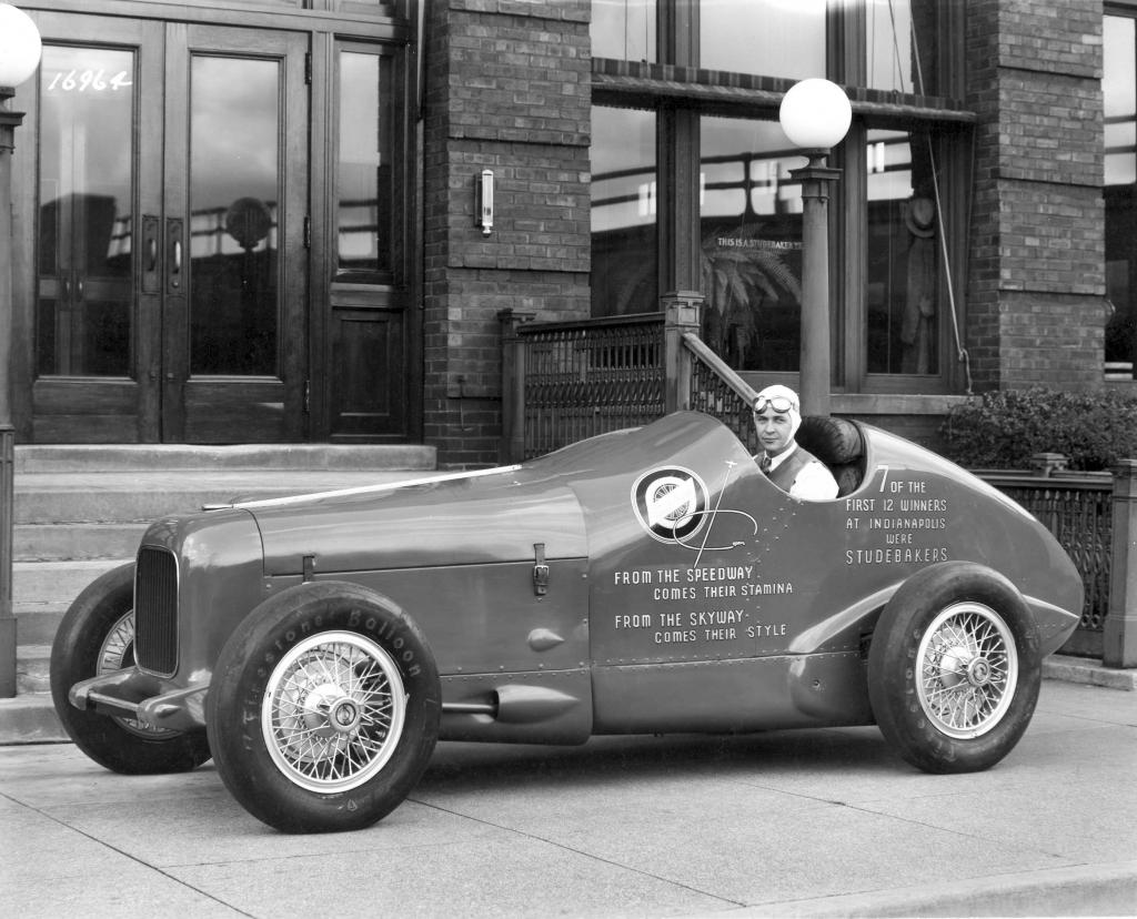 Click image for larger version

Name:	1933_Johnson Admin bldg-16964.jpg
Views:	473
Size:	125.8 KB
ID:	1914374