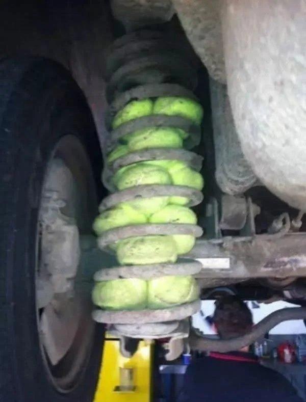 Click image for larger version

Name:	coil springs copy.jpg
Views:	54
Size:	45.0 KB
ID:	2071491